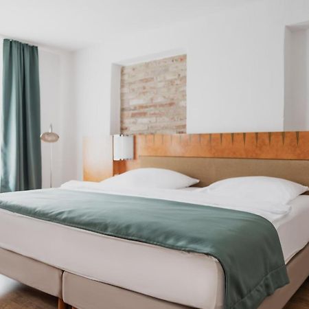 Hotel Cristallo Landshut Buitenkant foto