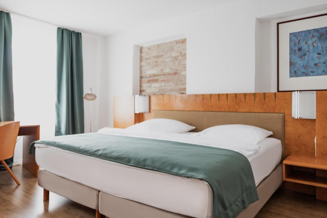 Hotel Cristallo Landshut Buitenkant foto