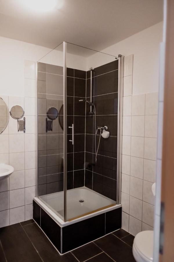 Hotel Cristallo Landshut Buitenkant foto