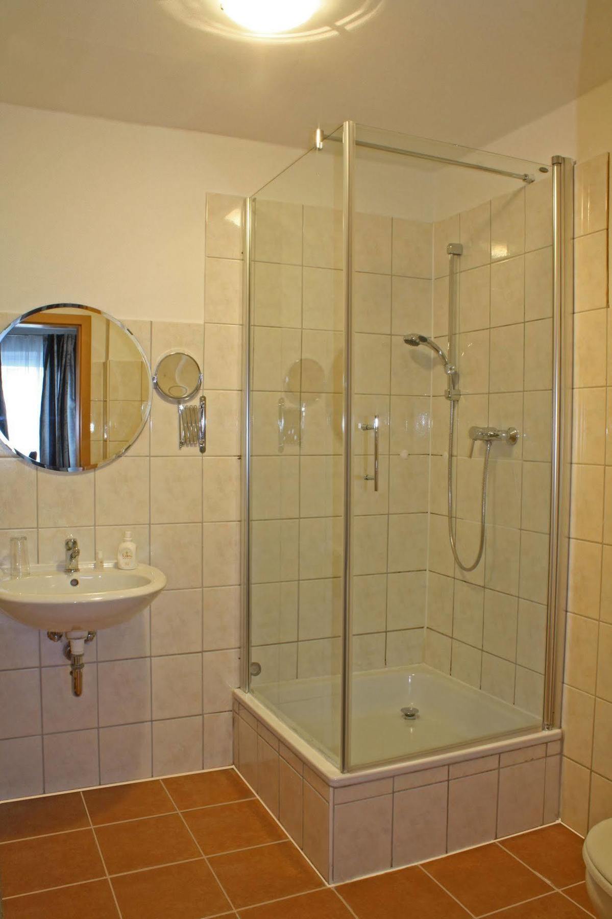 Hotel Cristallo Landshut Buitenkant foto
