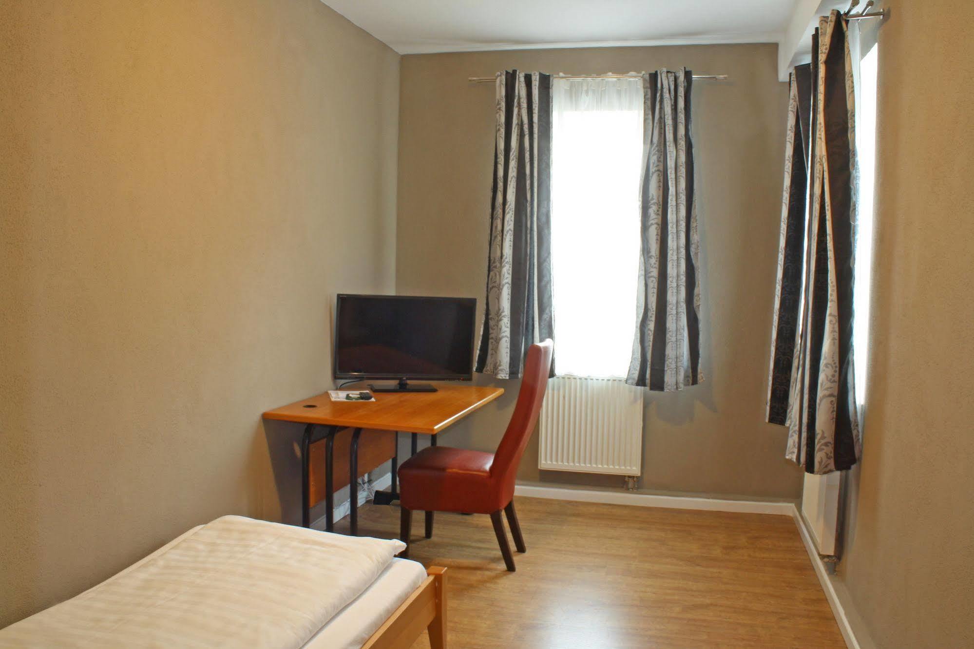 Hotel Cristallo Landshut Buitenkant foto